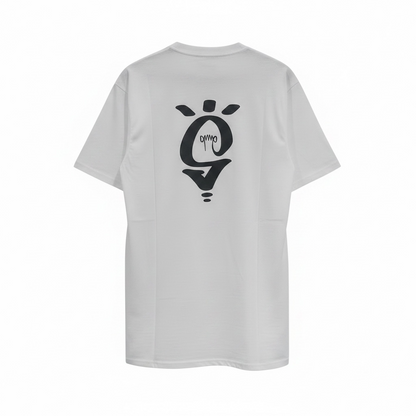 Camiseta “tag relieve” Vanity Skulls